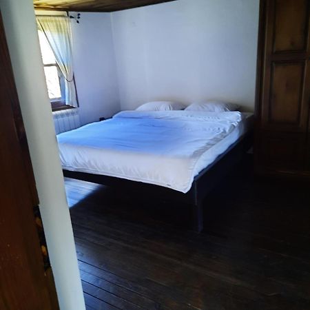 Hotel Чолаковата Къща Koprivshtitsa Esterno foto
