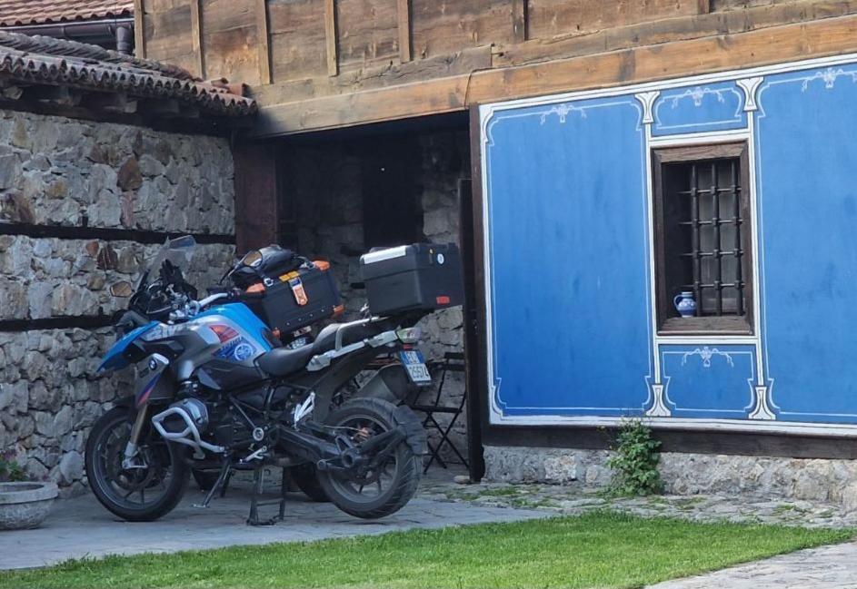 Hotel Чолаковата Къща Koprivshtitsa Esterno foto