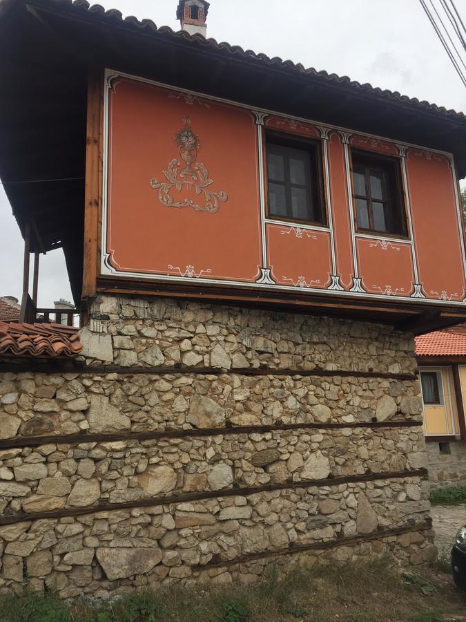 Hotel Чолаковата Къща Koprivshtitsa Esterno foto