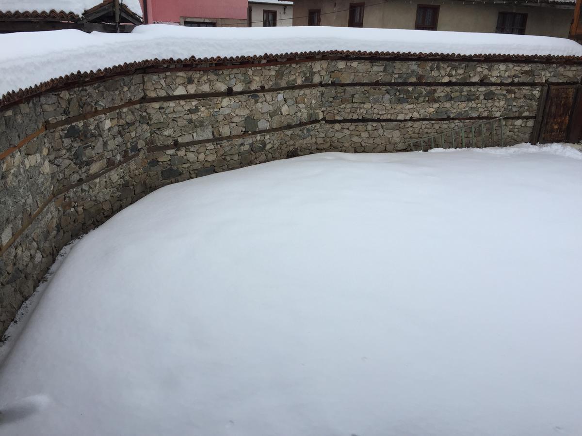 Hotel Чолаковата Къща Koprivshtitsa Esterno foto