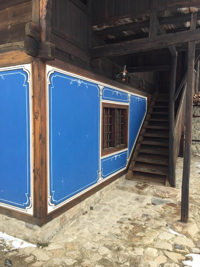Hotel Чолаковата Къща Koprivshtitsa Esterno foto